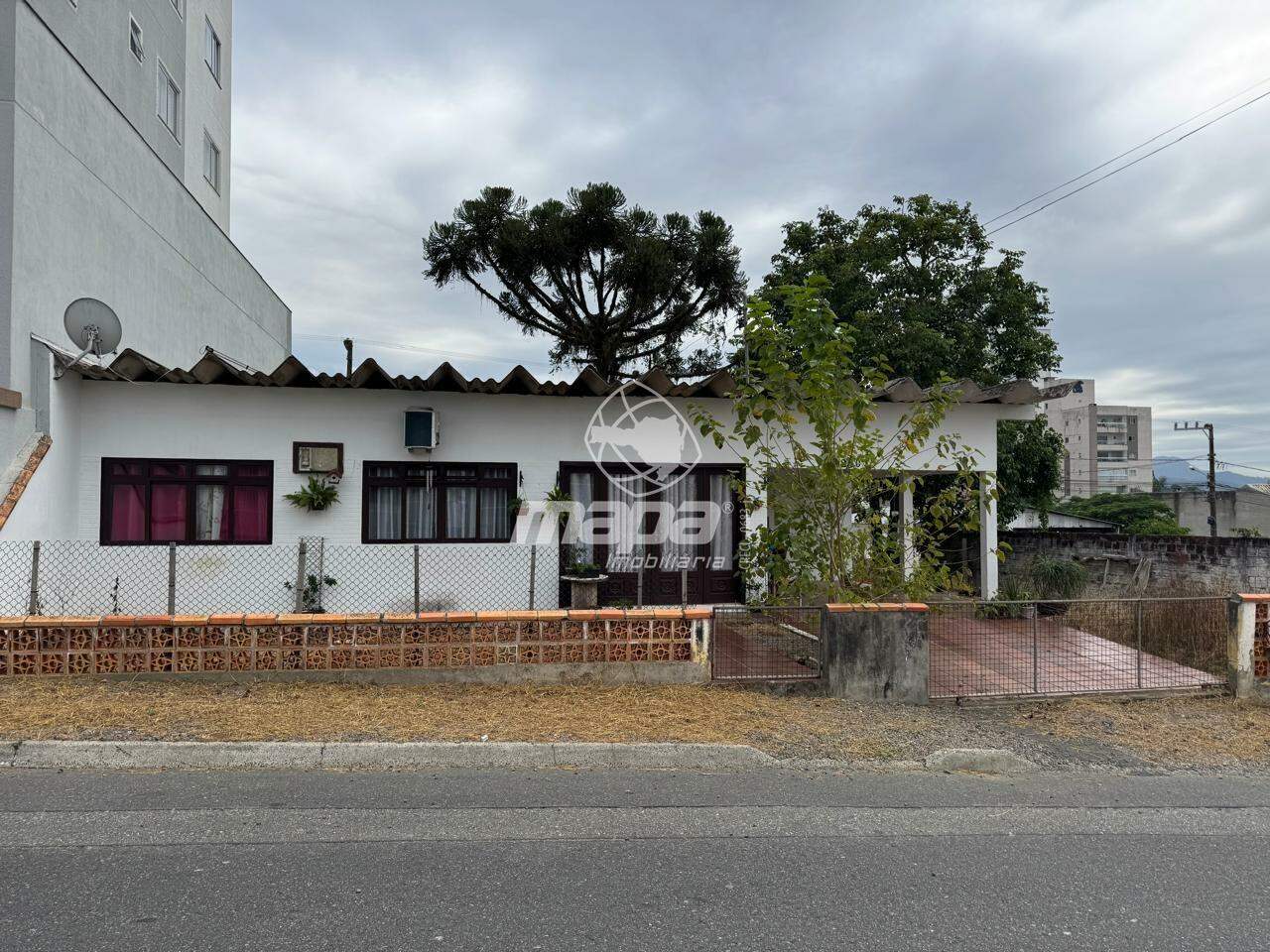 Casa à Venda no bairro Nações - foto 1