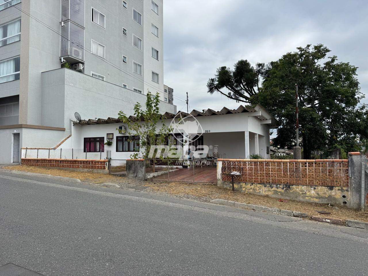 Casa à Venda no bairro Nações — foto 4