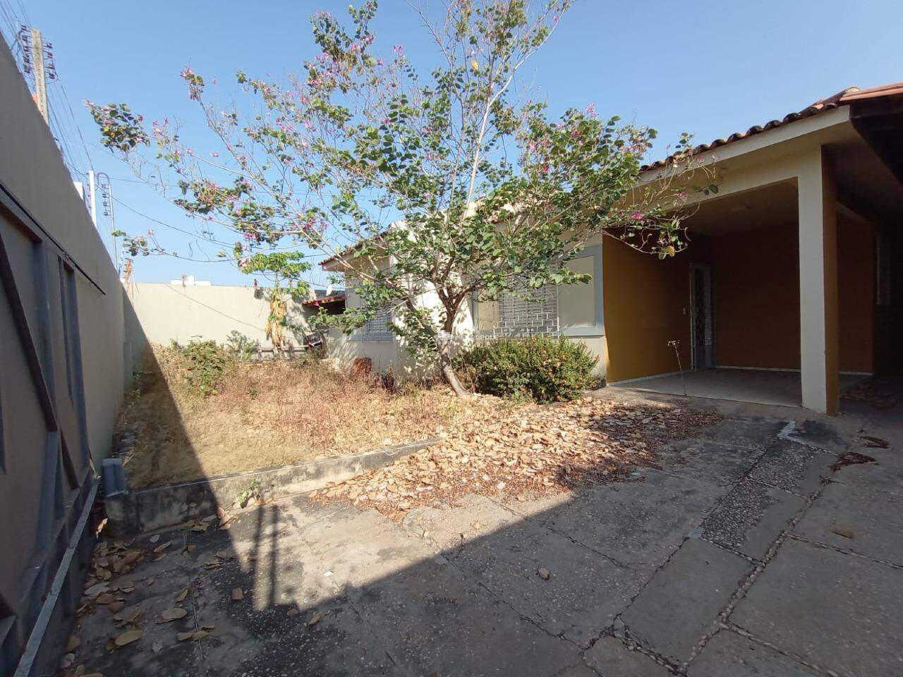 Casa Residencial à venda no SANTA ISABEL: 