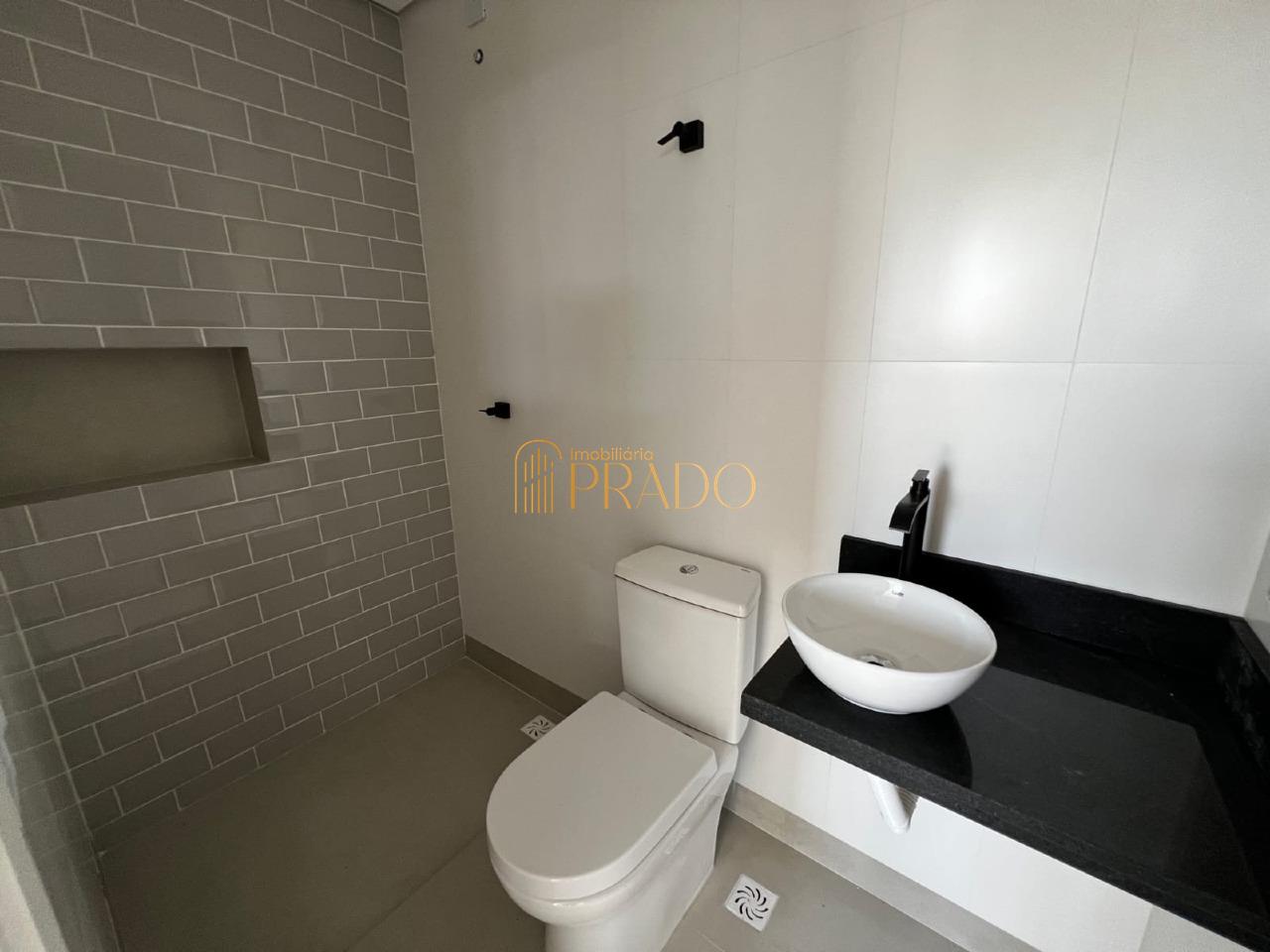 Apartamento à venda no Flodoaldo Pontes Pinto: 