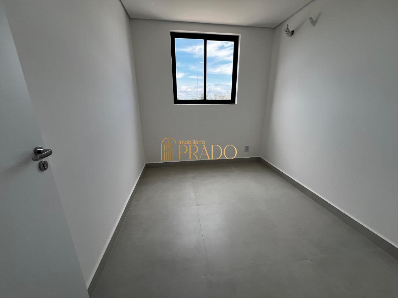 Apartamento à venda no Flodoaldo Pontes Pinto: 