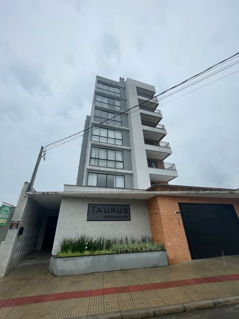 Apartamento à venda no Souza Cruz: 