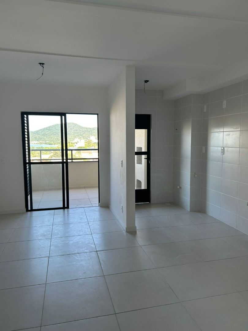 Apartamento à venda no Armação: 