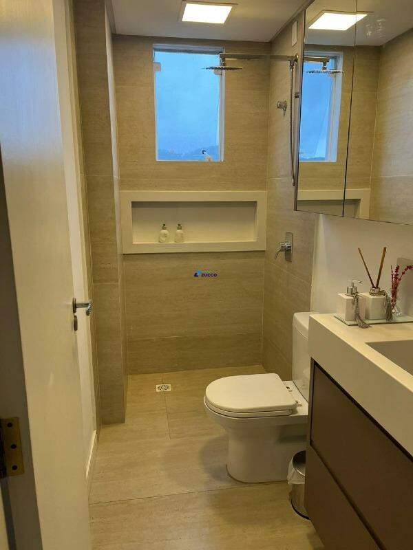 Apartamento à venda no Santa Terezinha: 