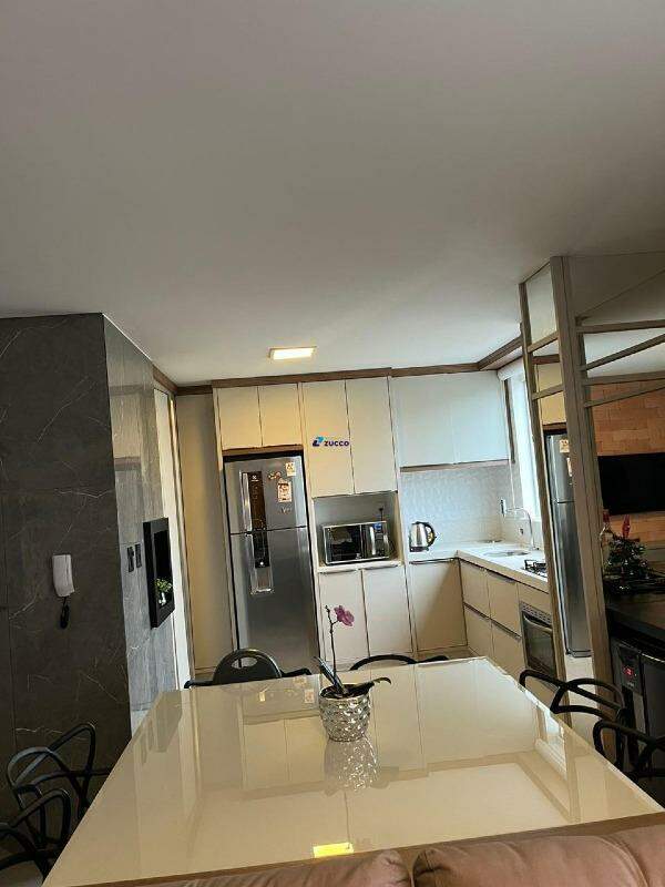 Apartamento à venda no Santa Terezinha: 