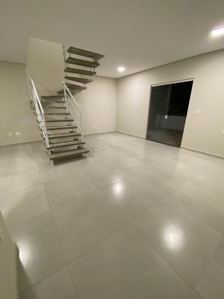 Casa à venda no Souza Cruz: 