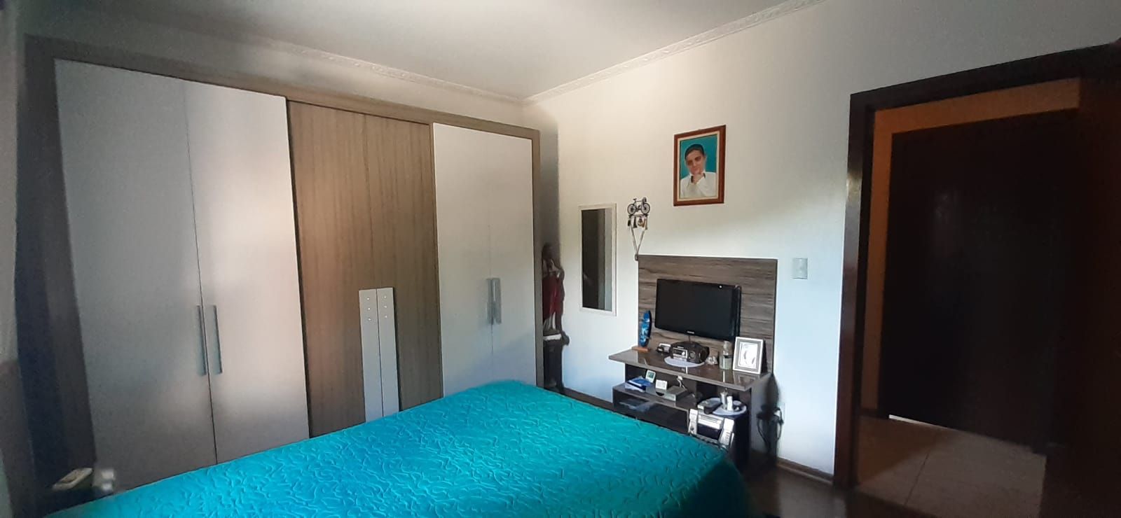 Casa à venda no Primeiro de Maio: 