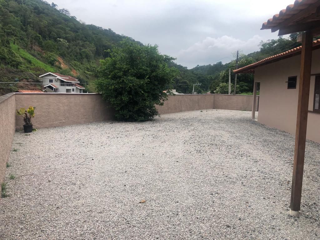 Casa à venda no Cedrinho: 