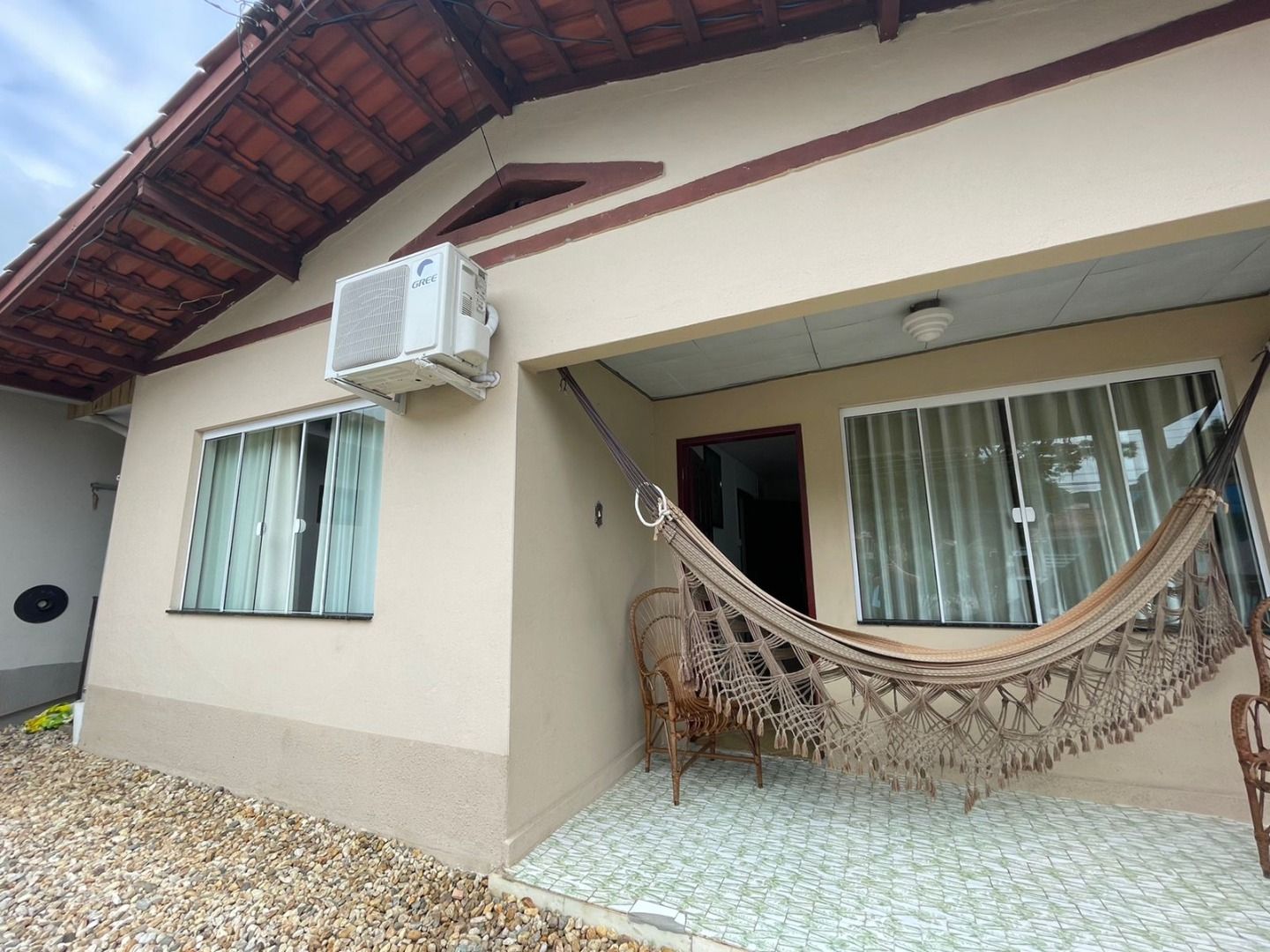 Casa à venda no Primeiro de Maio: 