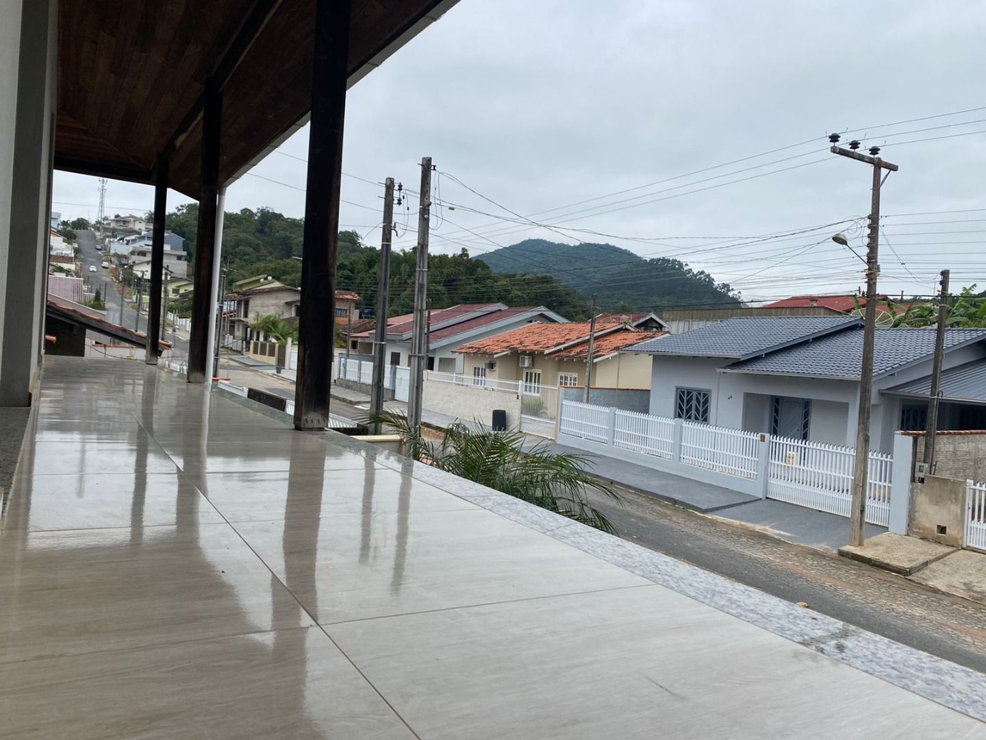 Casa à venda no Limoeiro: 