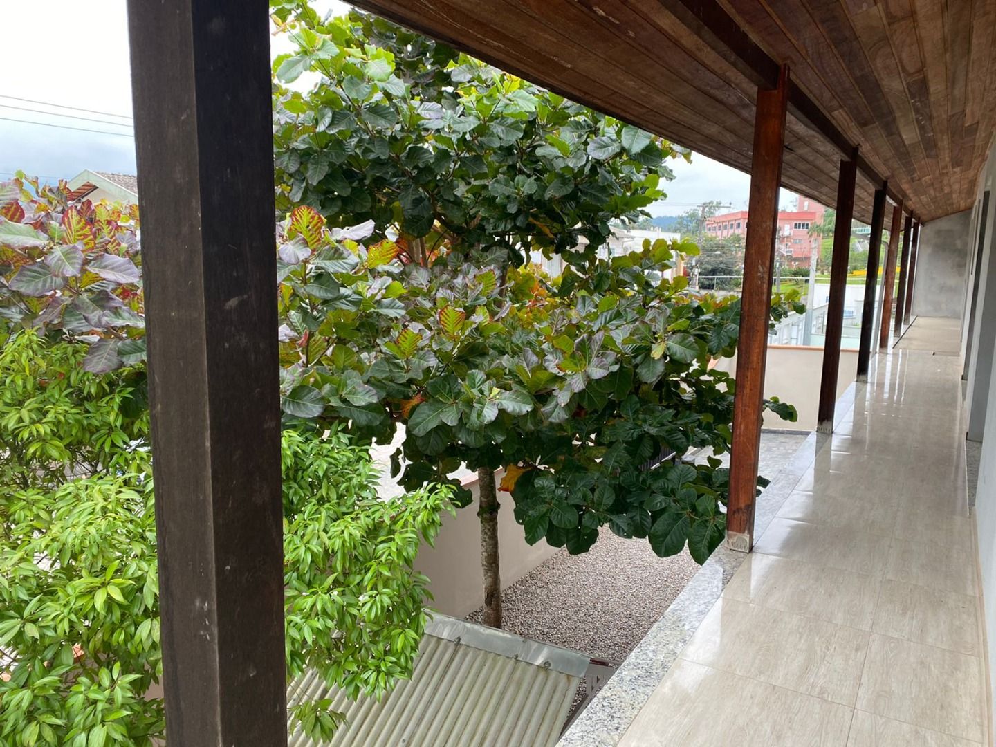 Casa à venda no Limoeiro: 