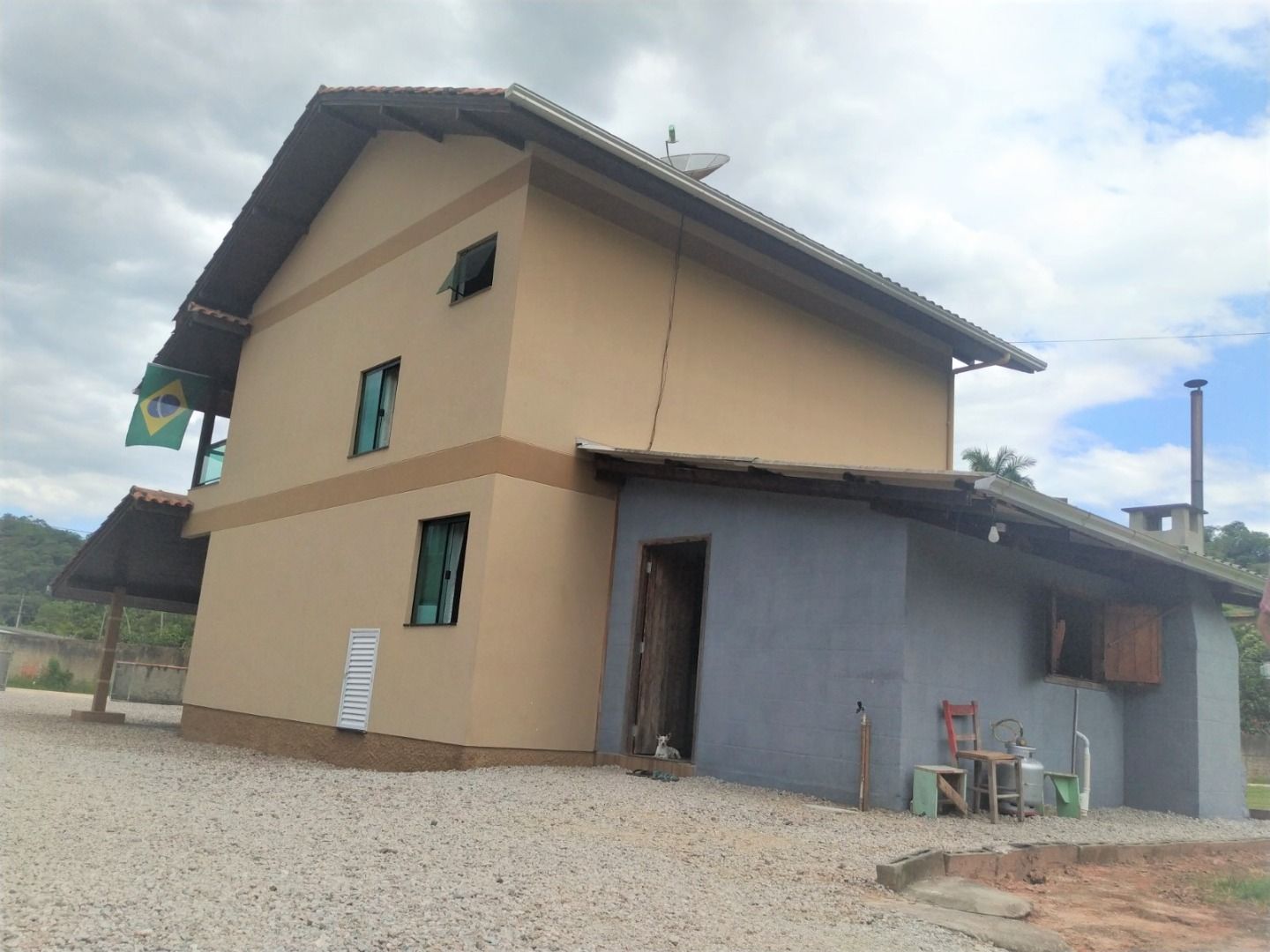 Casa à venda no Bateas: 