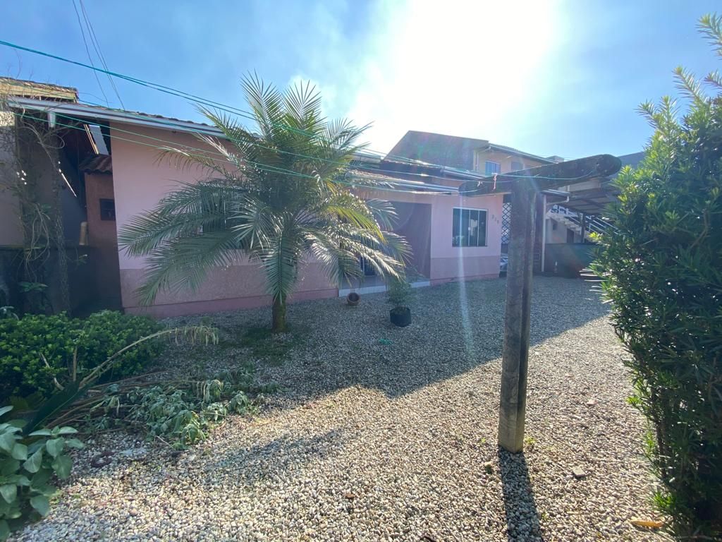 Casa à venda no Cedro Alto: 