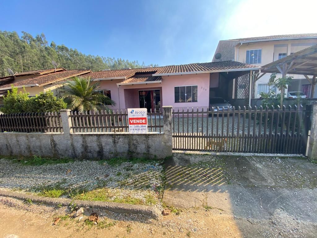 Casa à venda no Cedro Alto: 