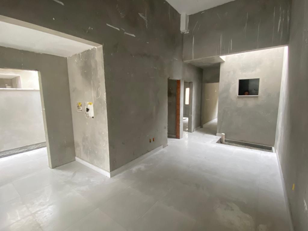 Casa à venda no Poço Fundo: 