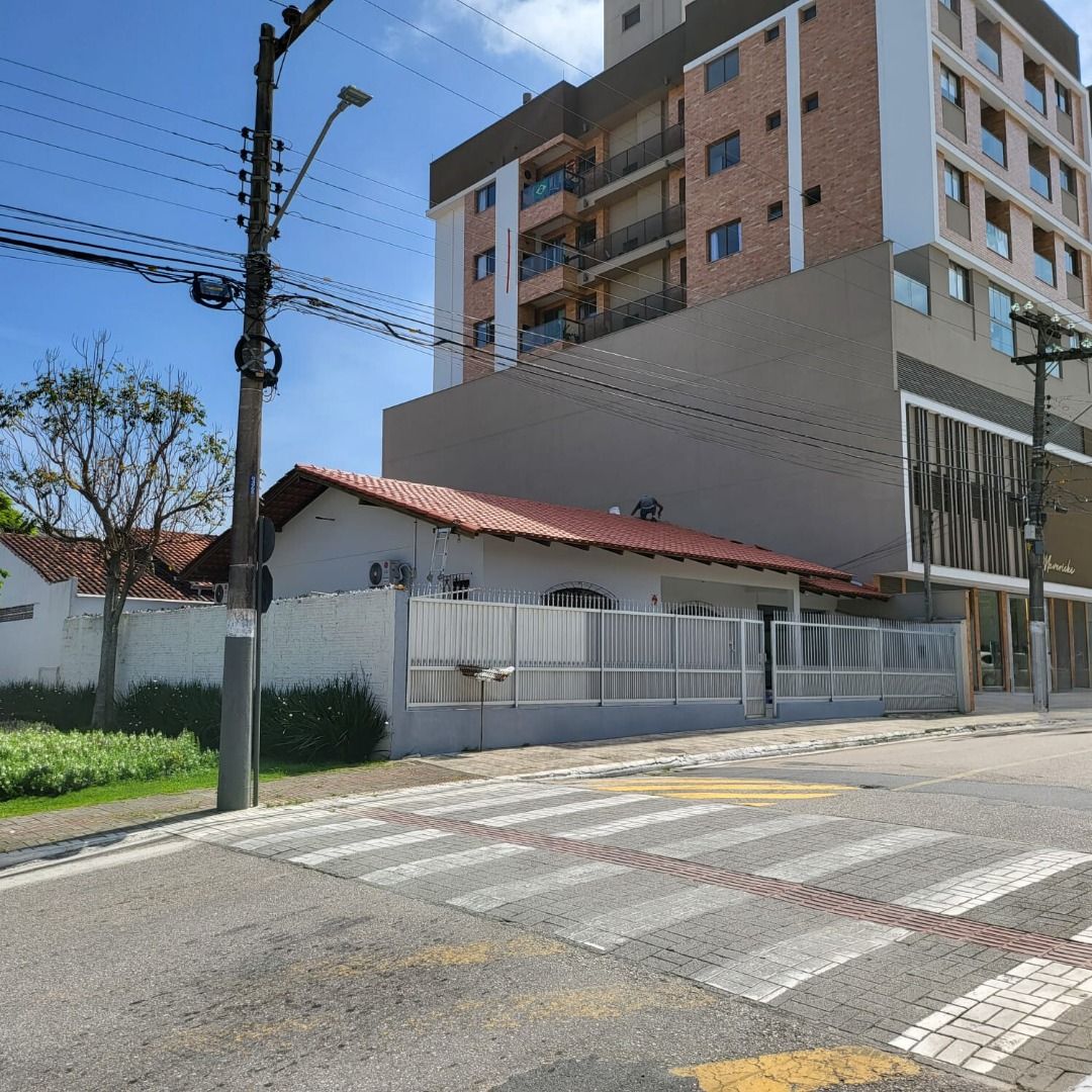 Casa à venda no Nações: 