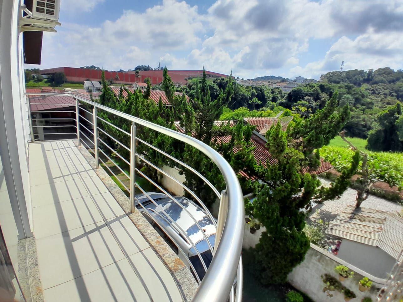 Casa à venda no Limoeiro: 