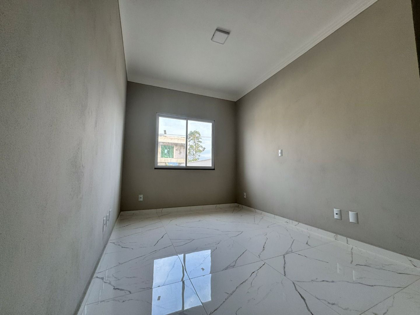 Casa à venda no Primeiro de Maio: 