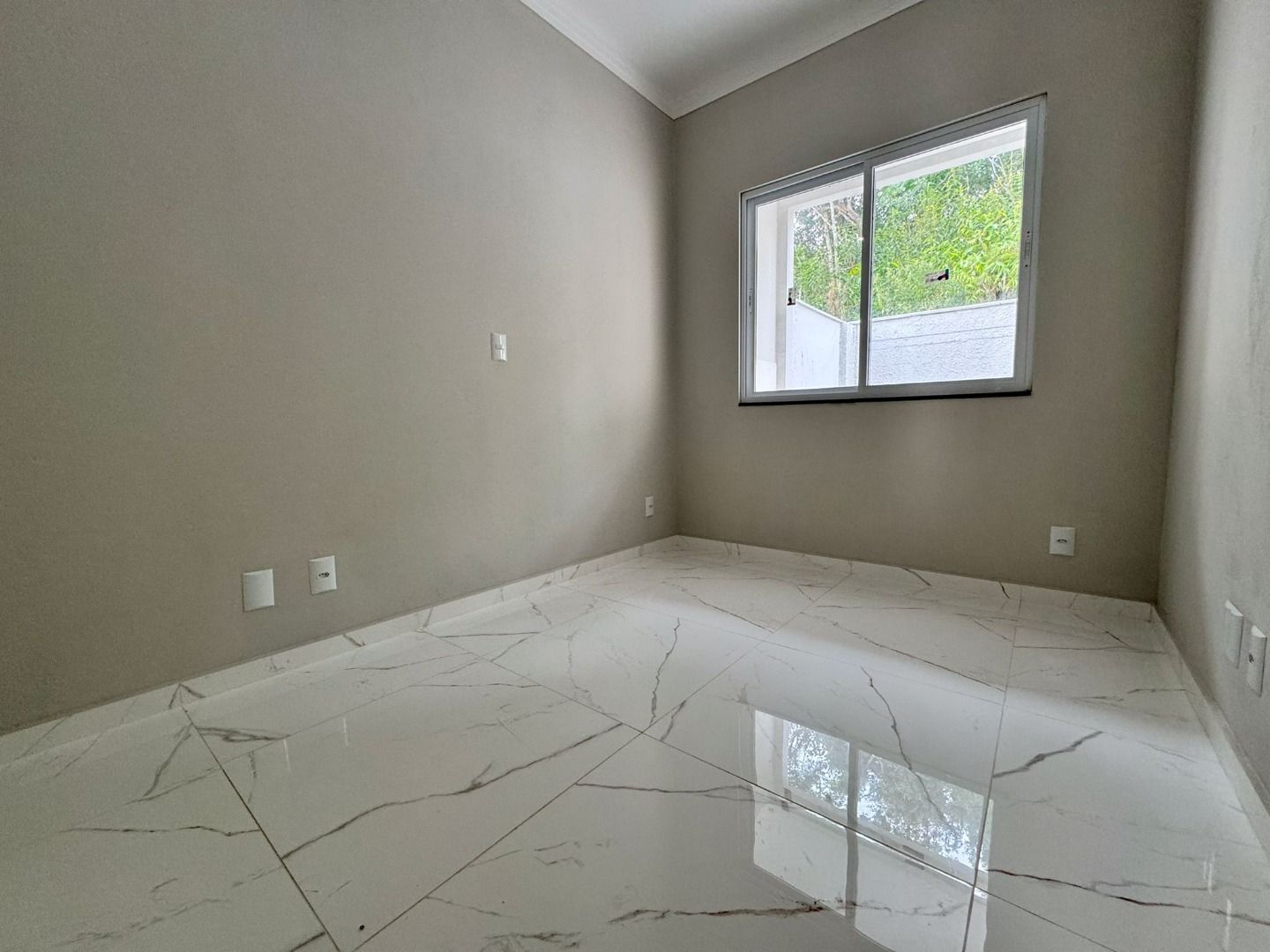 Casa à venda no Primeiro de Maio: 