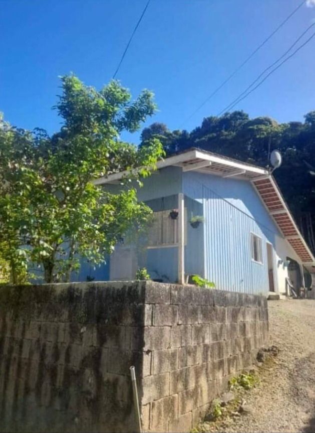 Casa à venda no Souza Cruz: 