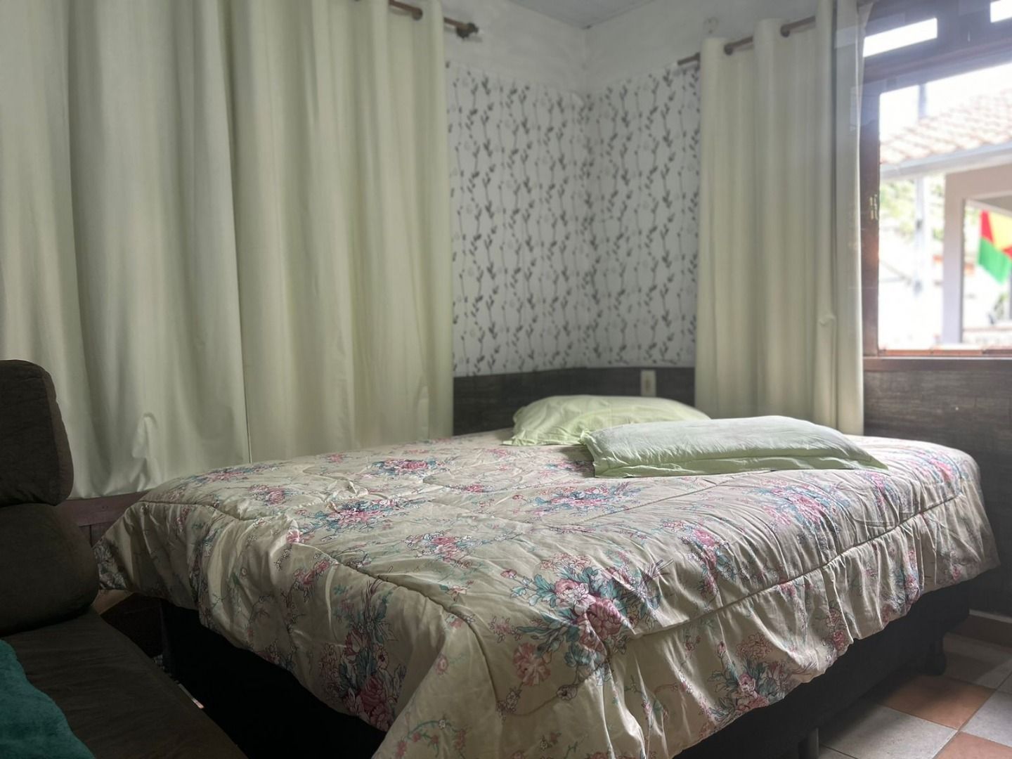 Casa à venda no Primeiro de Maio: 