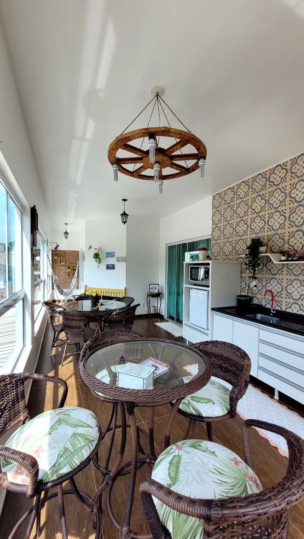 Casa à venda no Limoeiro: 