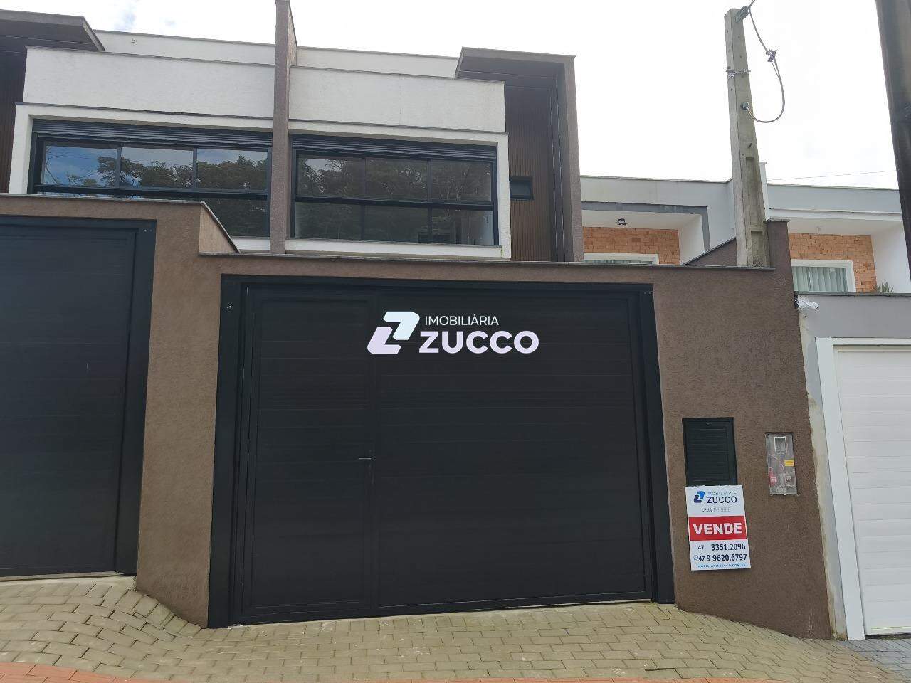 Casa à venda no Limoeiro: 