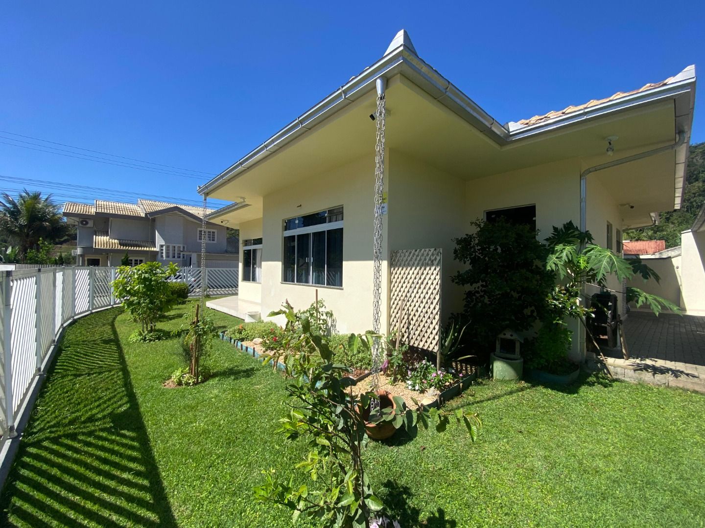 Casa à venda no Primeiro de Maio: 