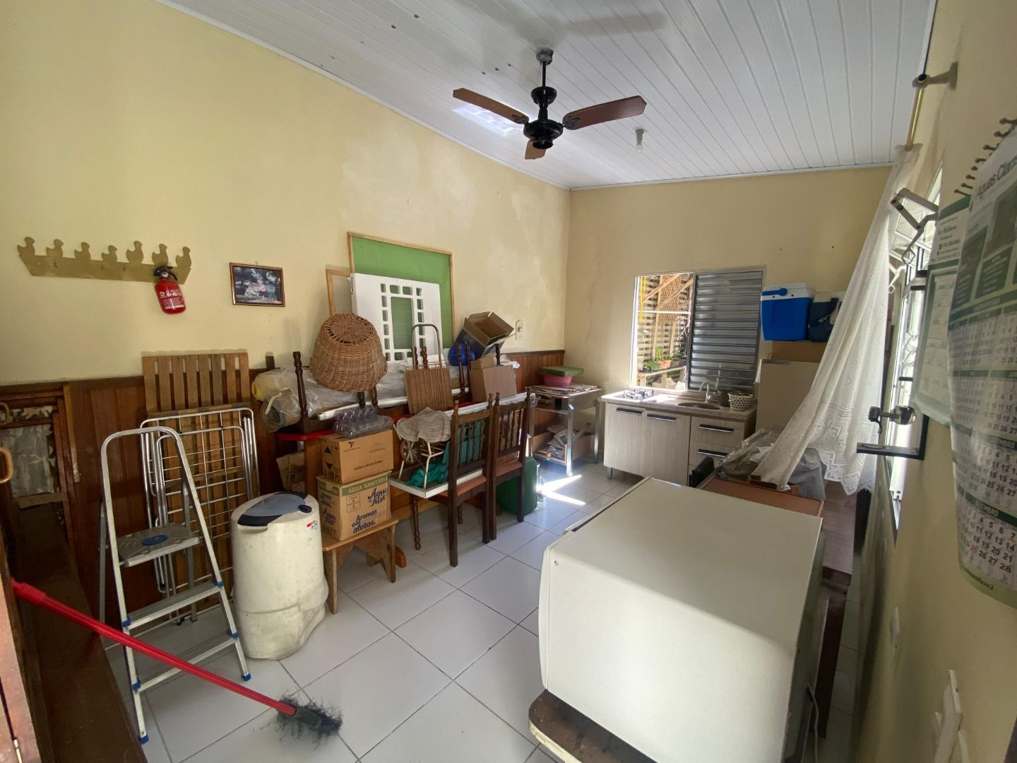 Casa à venda no Primeiro de Maio: 