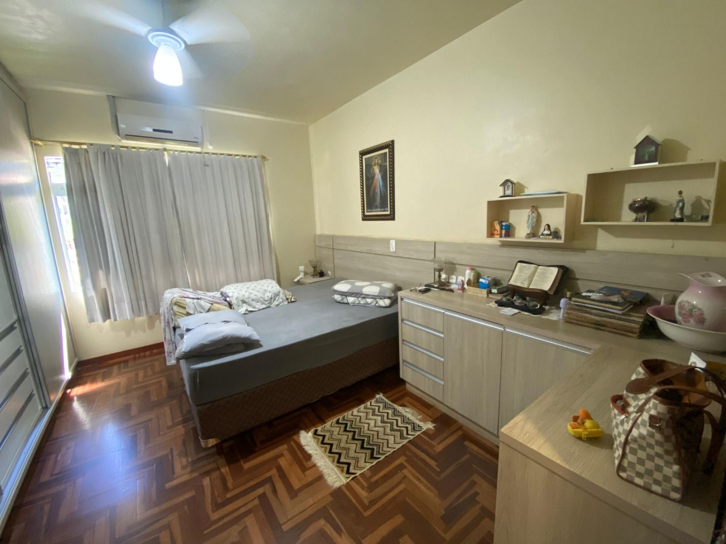 Casa à venda no Primeiro de Maio: 