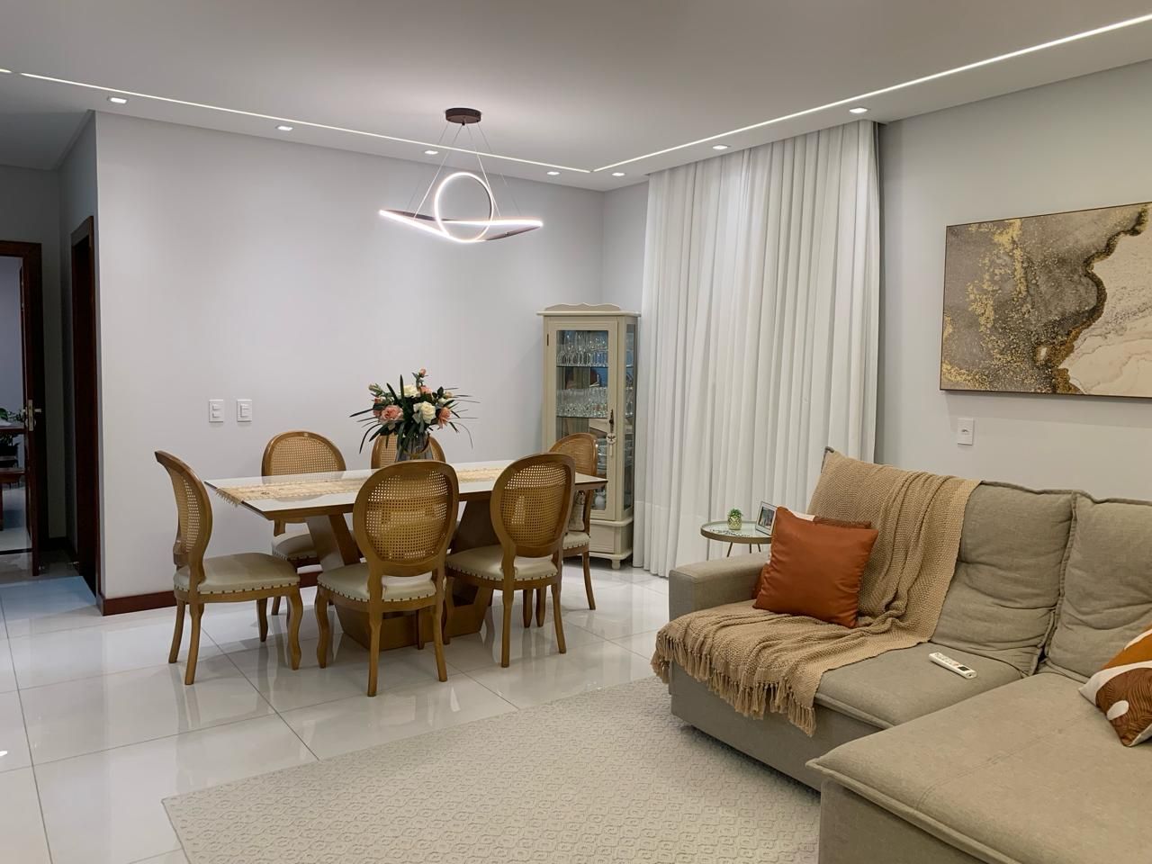 Casa à venda no Cedrinho: 