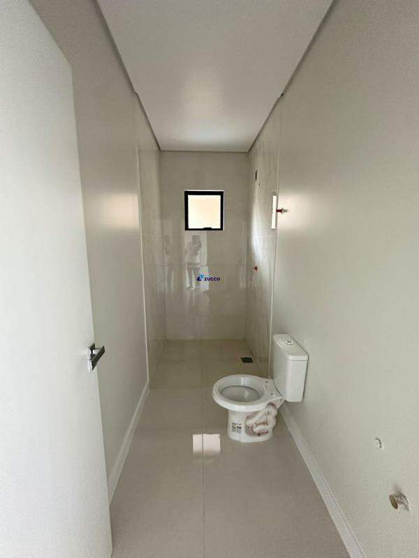 Casa à venda no Aimore: 