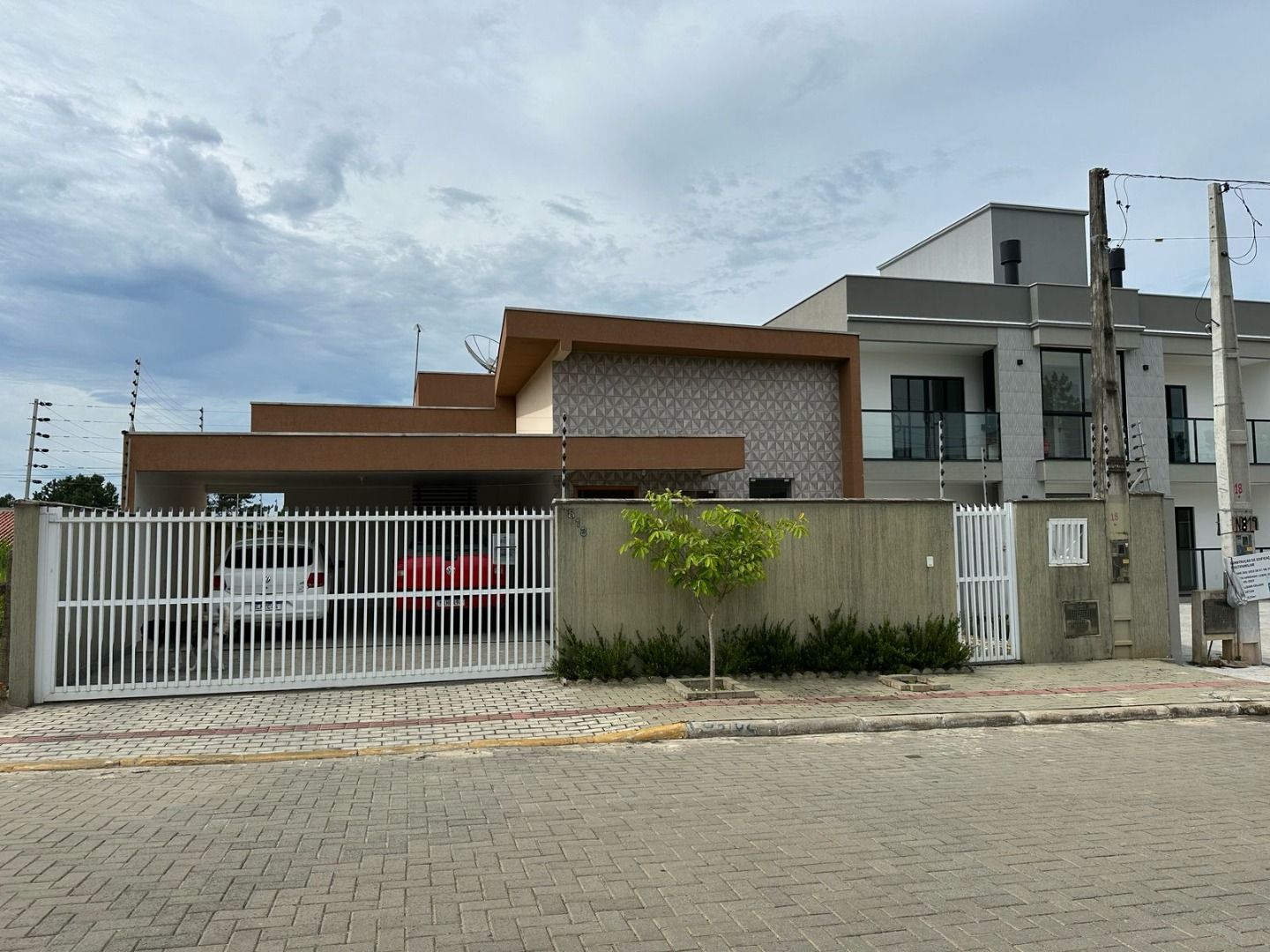 Casa à venda no Itacolomi: 