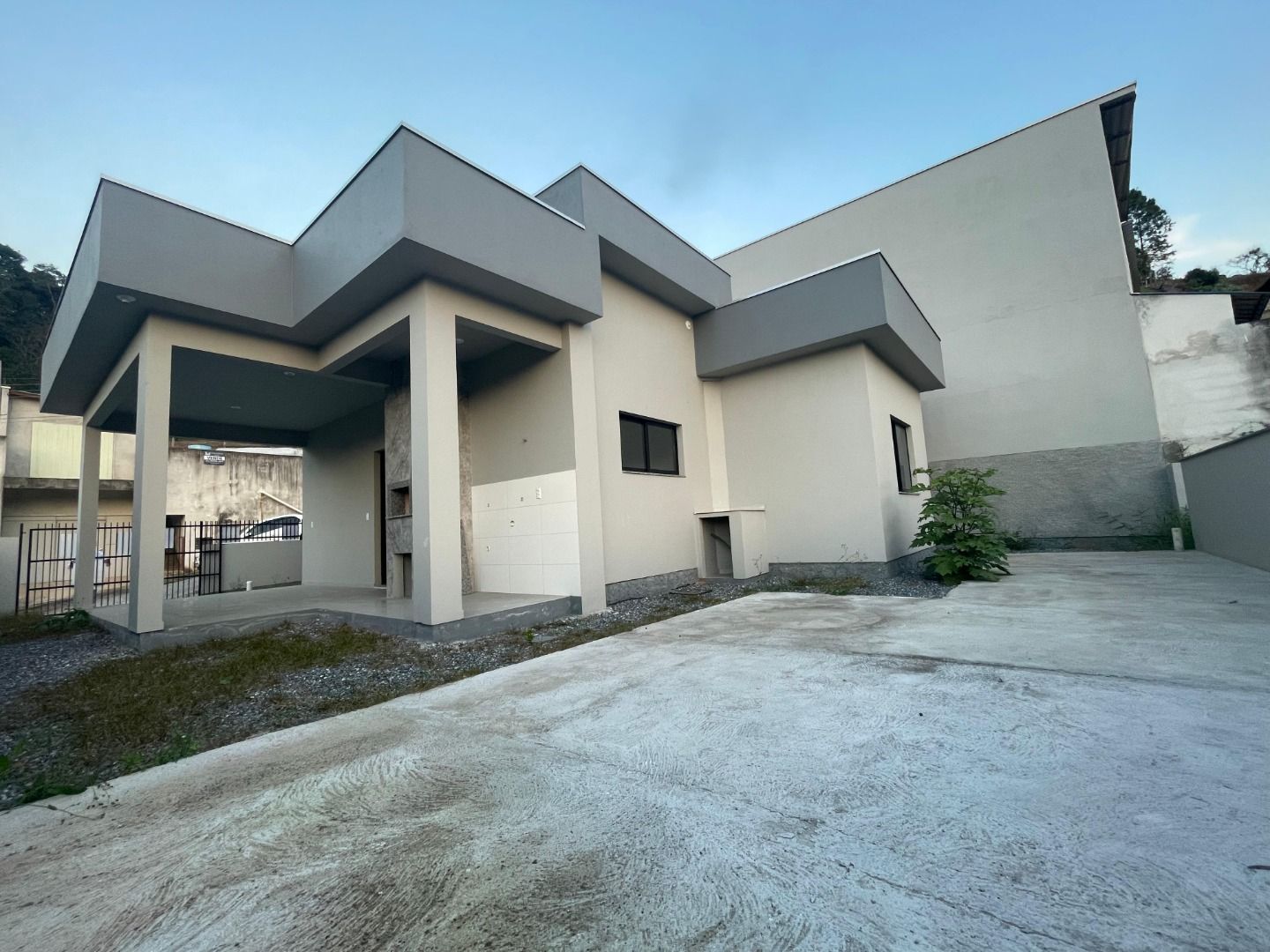 Casa à venda no Guabiruba sul: 