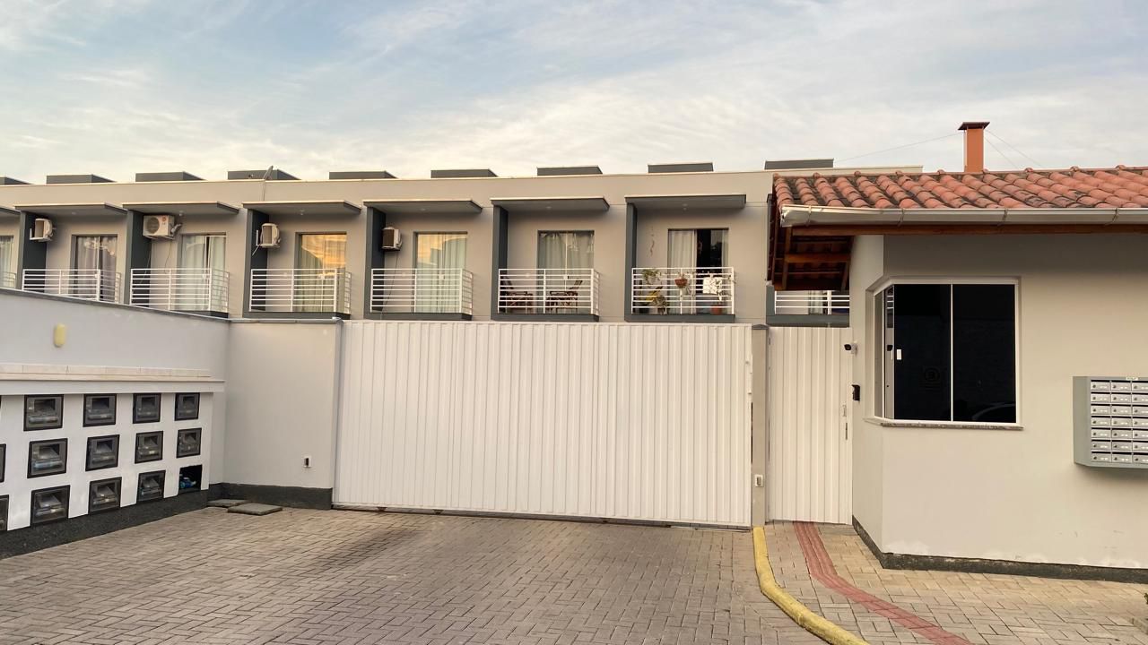 Casa à venda no Dom Joaquim: 