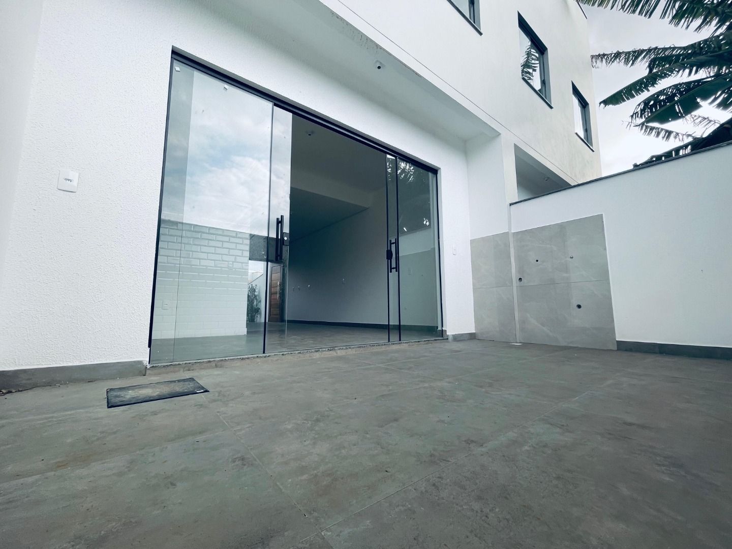 Casa à venda no Limoeiro: 