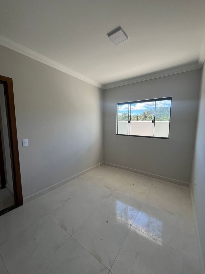 Casa à venda no Dom Joaquim: 