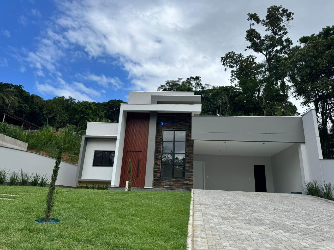 Casa à venda no Azambuja: 