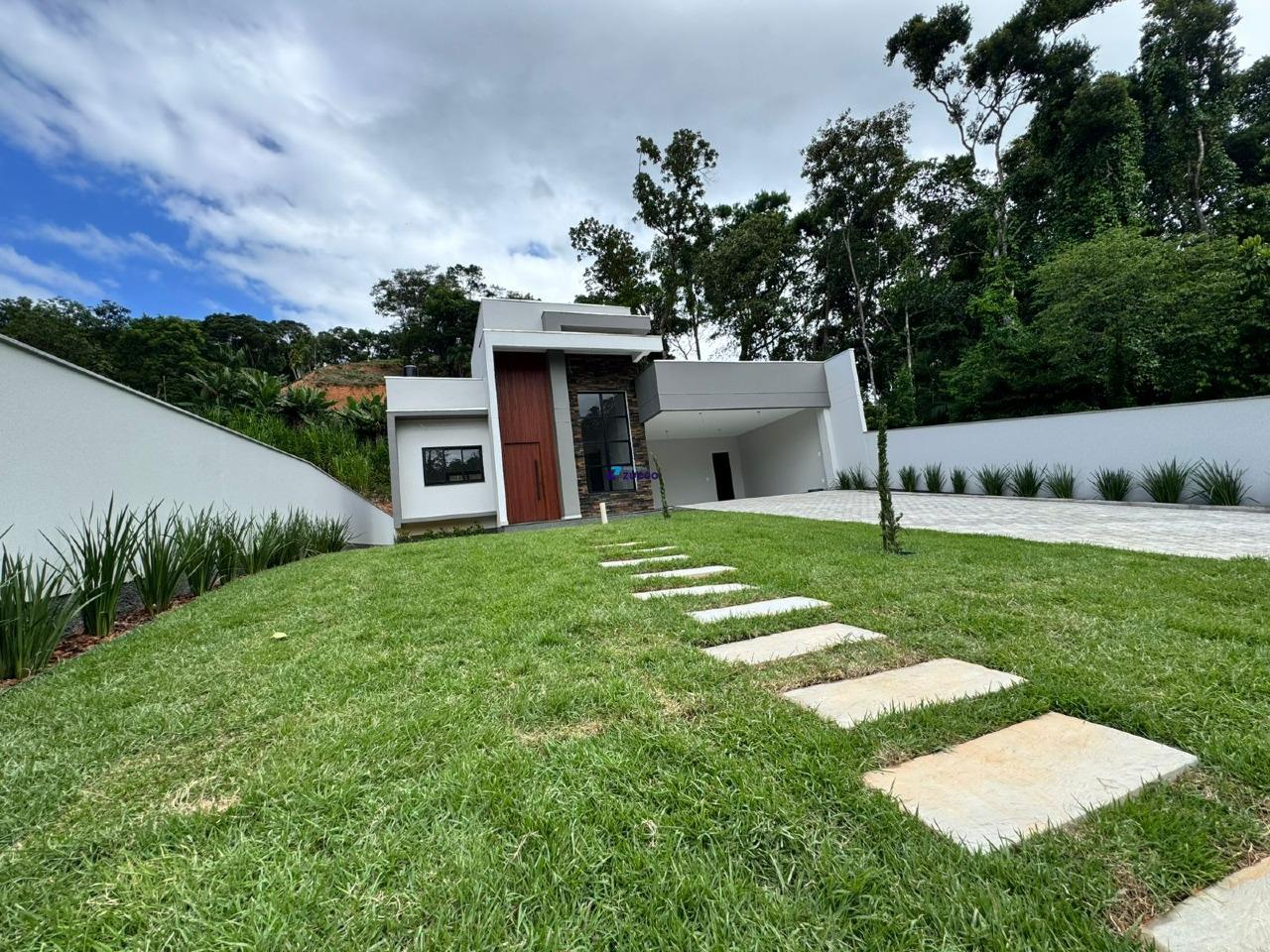 Casa à venda no Azambuja: 