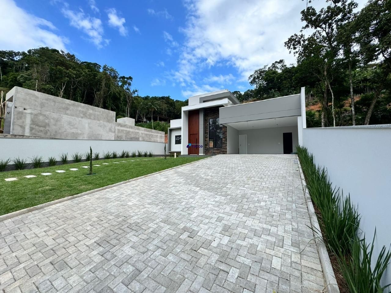 Casa à venda no Azambuja: 