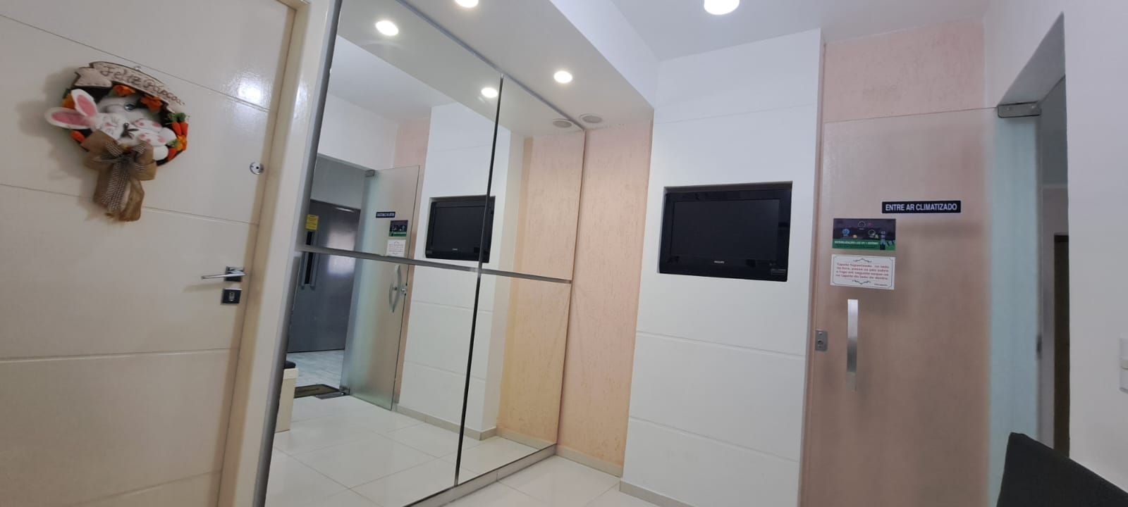 Sala à venda no Centro 1: 