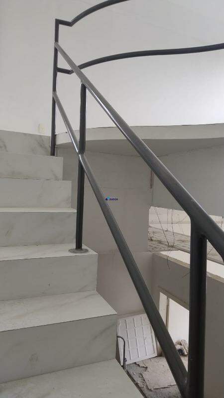 Sala à venda no Centro 1: 