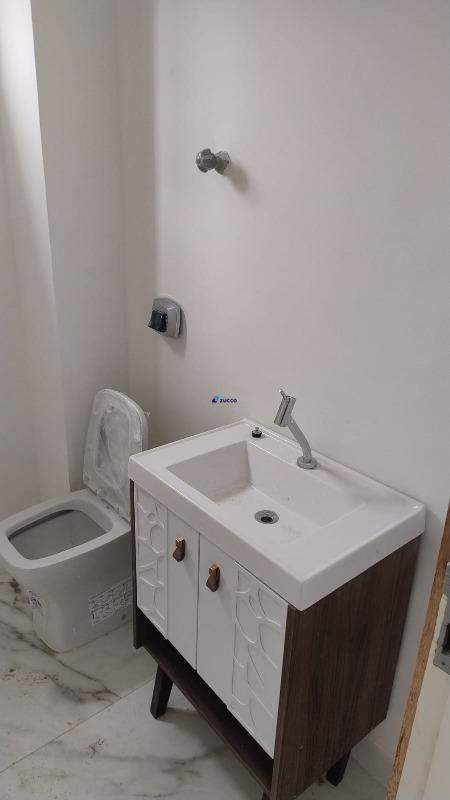 Sala à venda no Centro 1: 