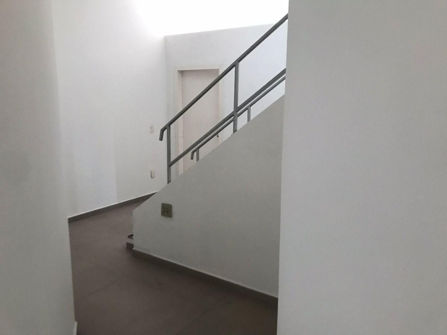 Sala à venda no Centro 1: 