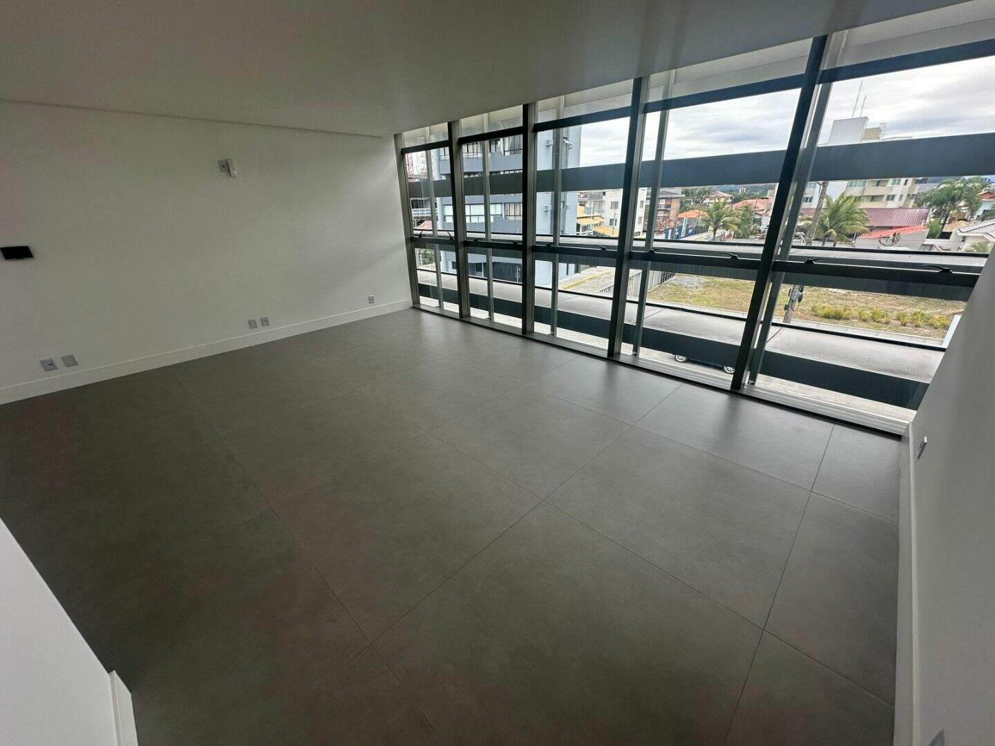 Sala para aluguel no Centro: 