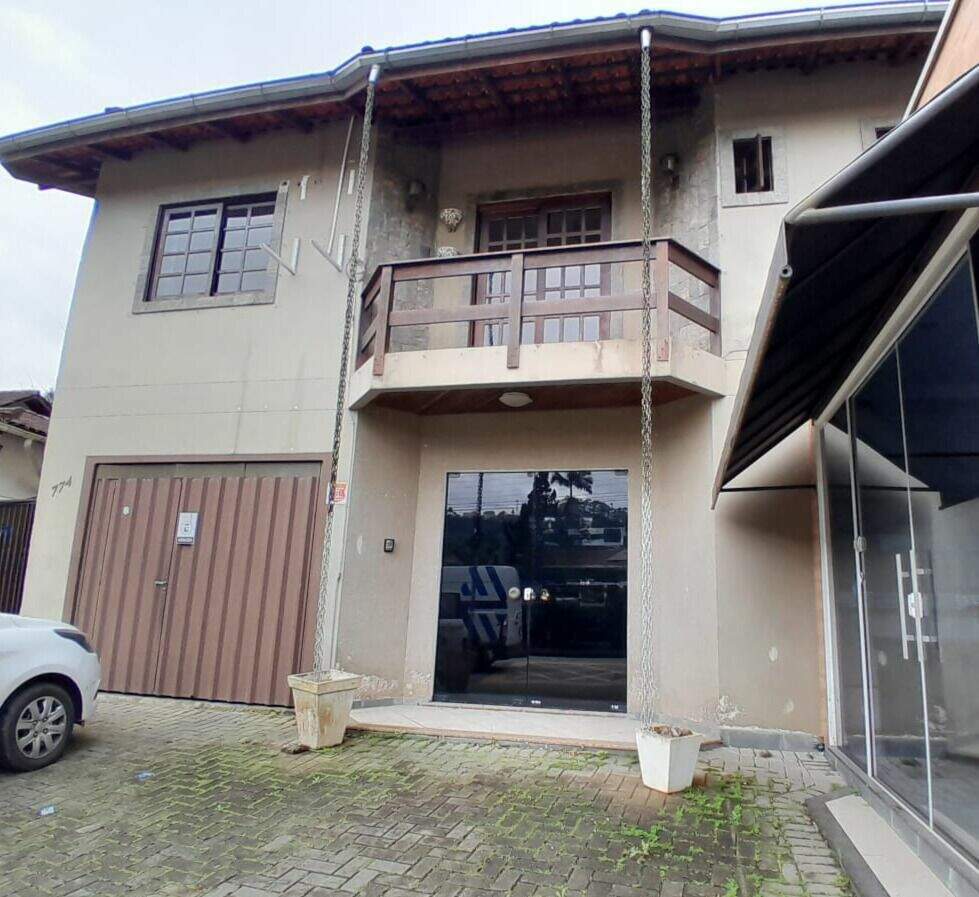 Sala para aluguel no Primeiro de Maio: 