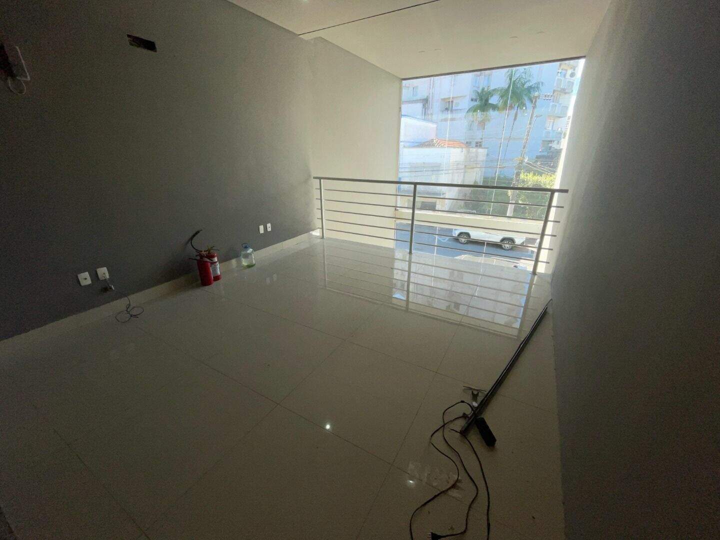 Sala para aluguel no Centro: 