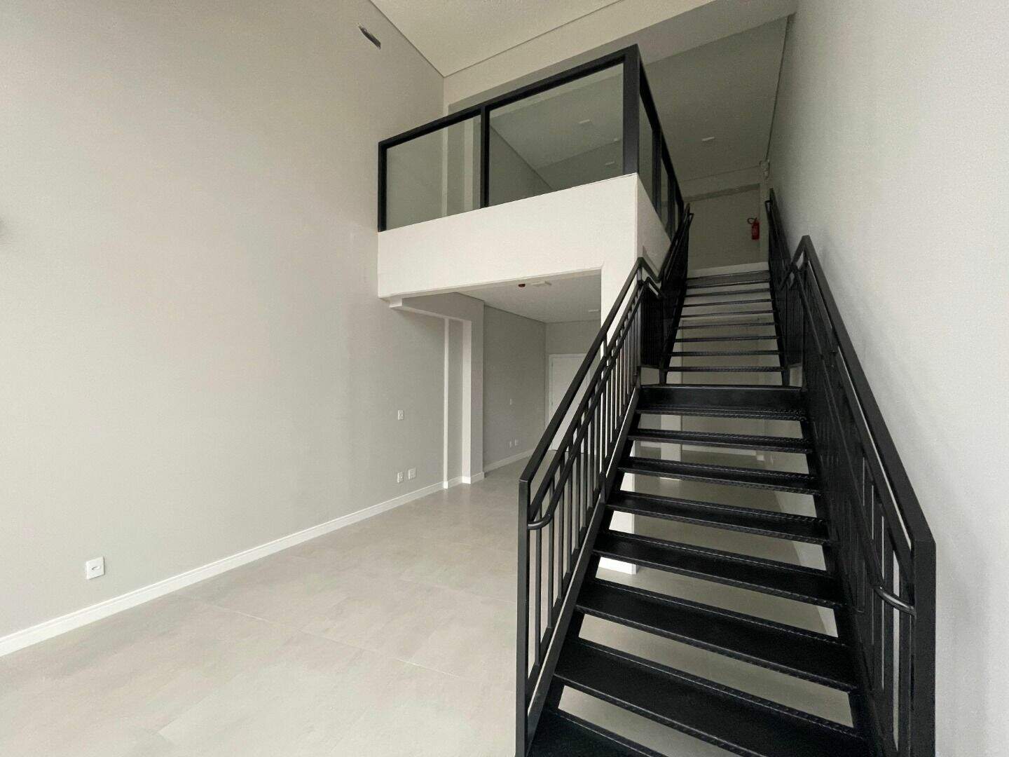 Sala para aluguel no Centro: 
