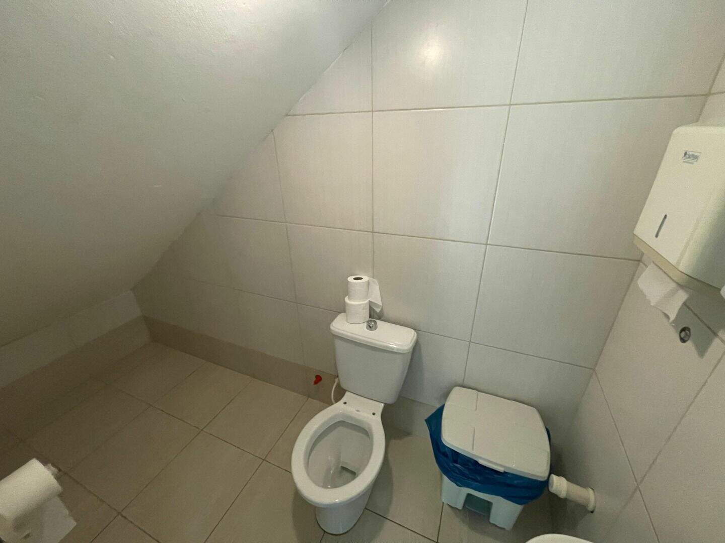 Sala para aluguel no Souza Cruz: 
