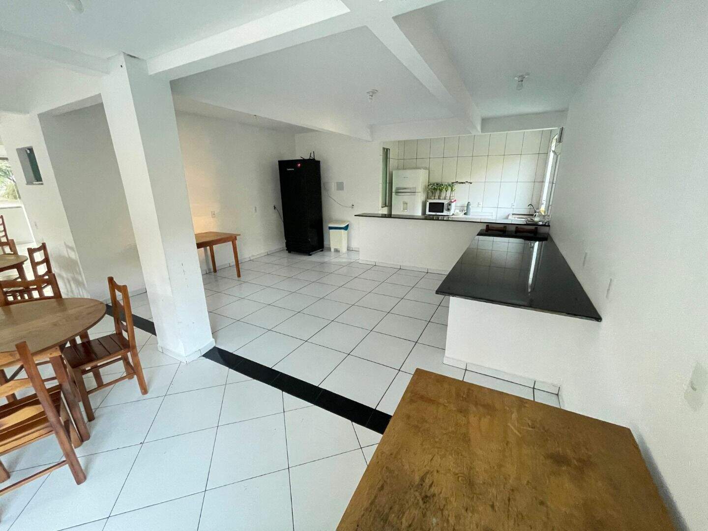 Sala para aluguel no Souza Cruz: 